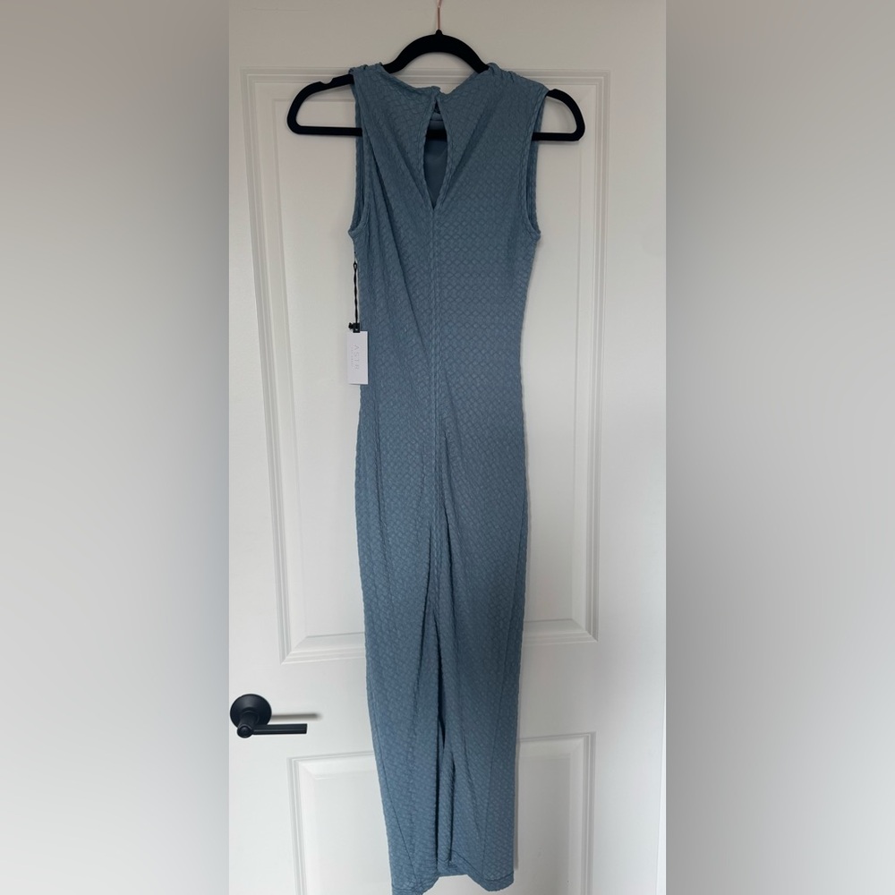 ASTR the label Textured Cowl Neck Midi Dress - Picture 3 of 4